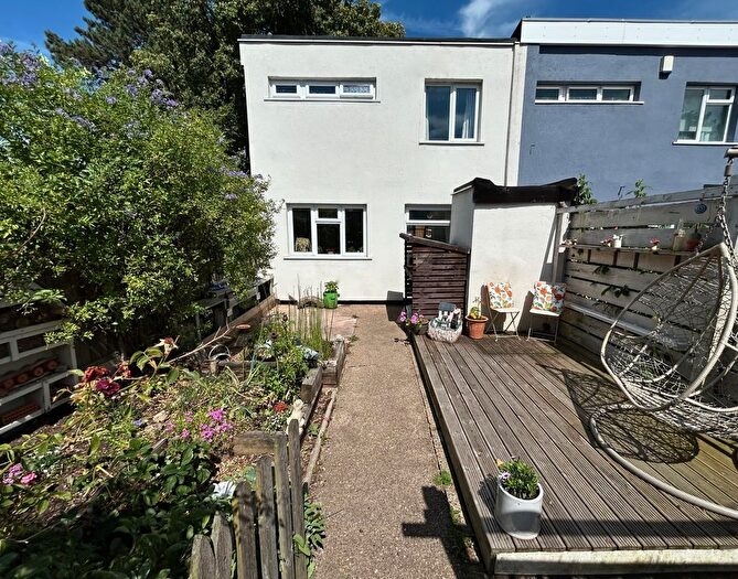 3 Bedroom End Of Terrace House For Sale In Pasture Close, Colwick Park, NG2