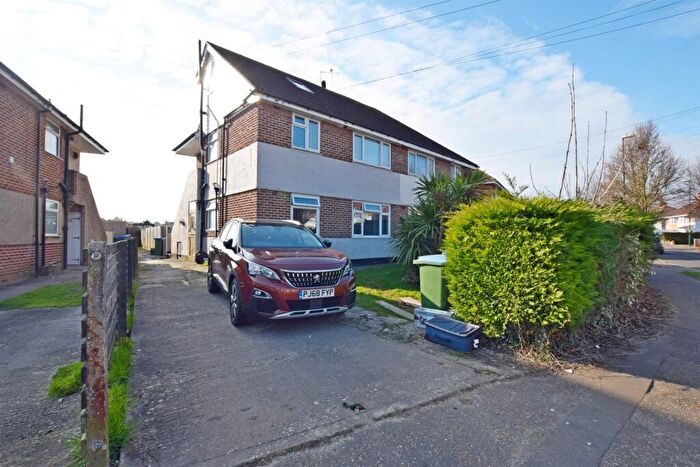 2 Bedroom Flat To Rent In Orchard Way, Bognor Regis, PO22