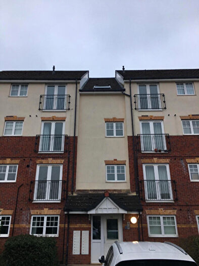 2 Bedroom Flat To Rent In Sandycroft Avenue, Manchester, Greater Manchester, M22