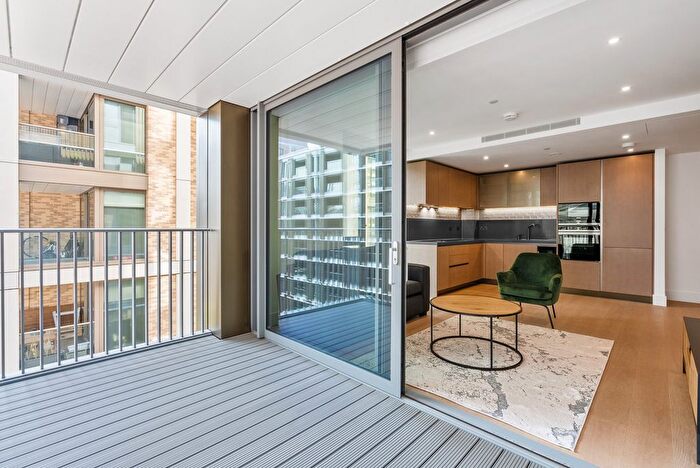 3 Bedroom Flat To Rent In Palmer Road, London, SW11