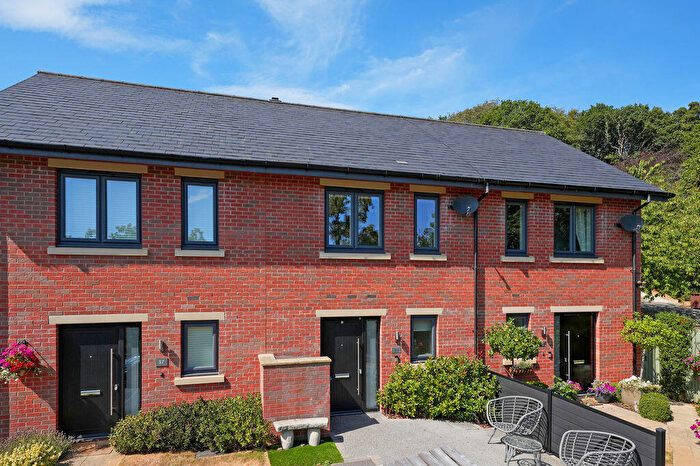 2 Bedroom Terraced House For Sale In Hastings Grange, Millhouses, Sheffield, S7