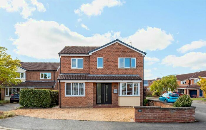 4 Bedroom Detached House For Sale In Church Close, Tollerton, York, YO61