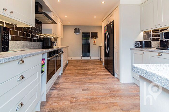 4 Bedroom Detached Bungalow For Sale In Southdown Road, Halfway, ME12