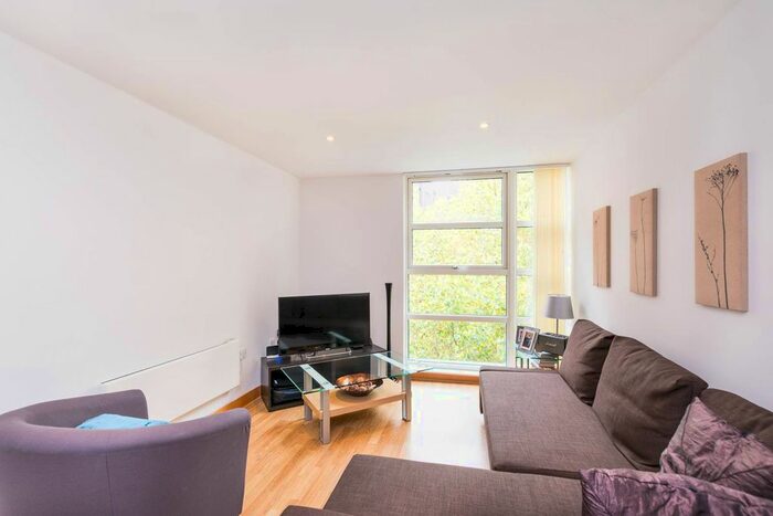 1 Bedroom Flat To Rent In Page Street, Westminster, London, SW1P