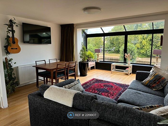 3 Bedroom Terraced House To Rent In Postern Close, York, YO23