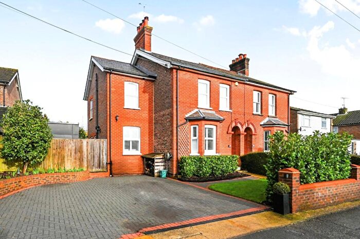 4 Bedroom Semi-Detached House For Sale In Sunte Avenue, Lindfield, Haywards Heath, West Sussex, RH16