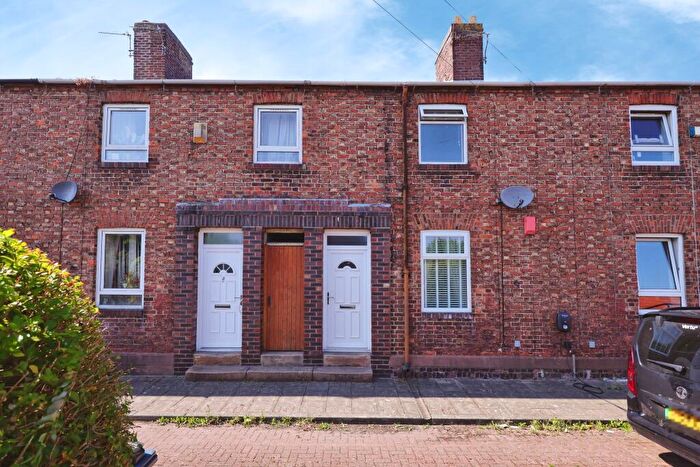 2 Bedroom Mews For Sale In Trinity Buildings, Carlisle, CA2