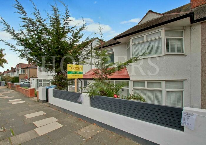 4 Bedroom House To Rent In Dollis Hill Avenue, London, NW2