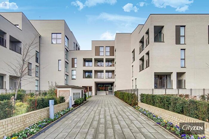 2 Bedroom Flat For Sale In The Avenue, NW6