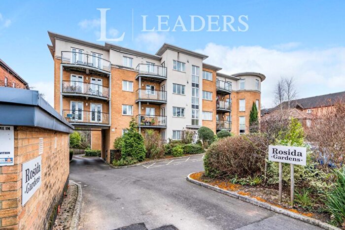 2 Bedroom Apartment To Rent In Hill Lane, Southampton, SO15