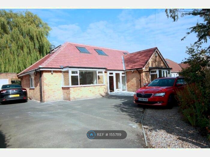 Studio To Rent In St. Winifreds Road, Harrogate, HG2