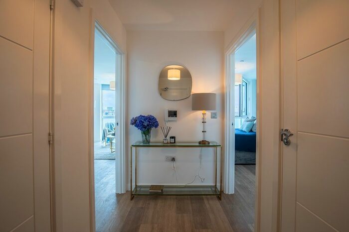 1 Bedroom Flat To Rent In Centenary Plaza, Southampton, SO19