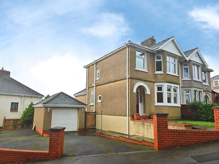 3 Bedroom Semi Detached House To Rent In Tennyson Road, Newport, NP19