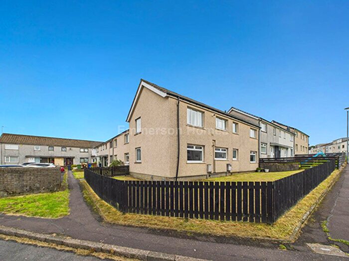 2 Bedroom Flat For Sale In Thrush Place, Johnstone, PA5