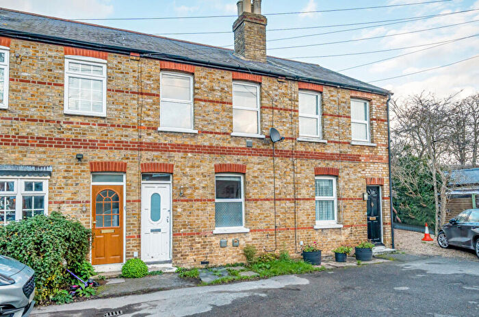3 Bedroom Terraced House For Sale In Albany Road, Old Windsor, Windsor, SL4