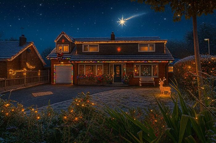 4 Bedroom Detached House For Sale In Buckingham Avenue, Widnes, WA8