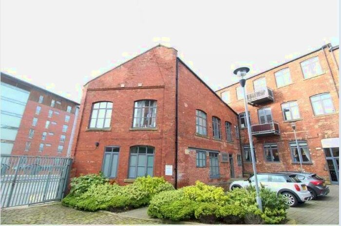 2 Bedroom Apartment To Rent In East Street, Leeds, West Yorkshire, LS9