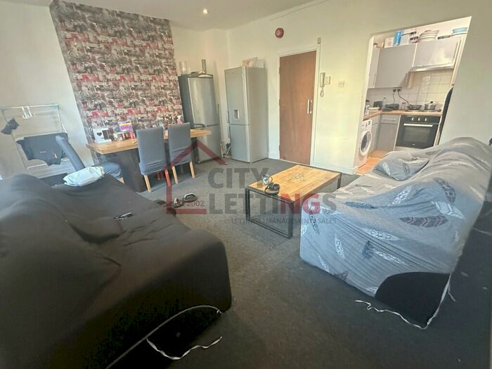 4 Bedroom Flat To Rent In Elm Avenue, Mapperley Park, NG3