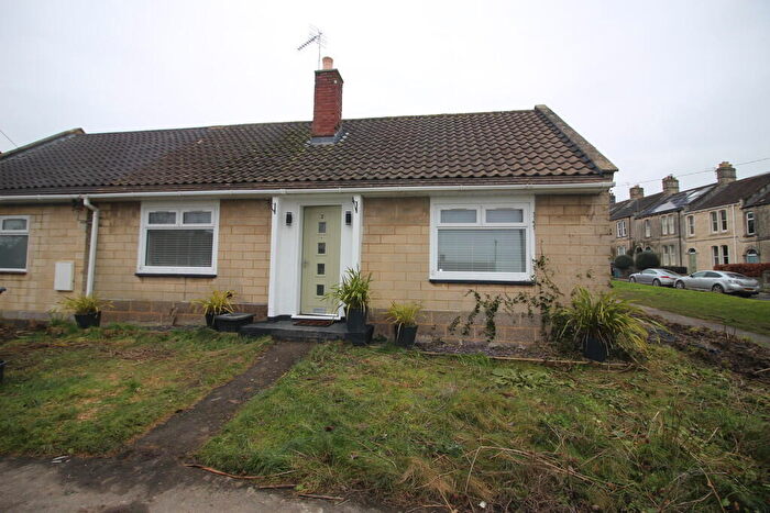 2 Bedroom Detached Bungalow To Rent In Highfield Road, Bradford-on-Avon, BA15