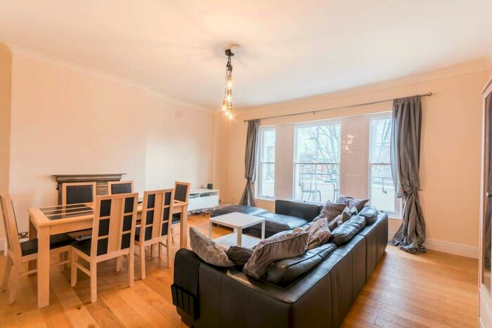 2 Bedroom Flat To Rent In Green Lanes, Stoke Newington, London, N16