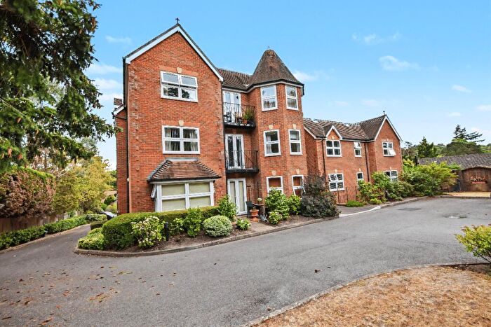2 Bedroom Apartment To Rent In Frensham Road, Lower Bourne, Farnham, GU10
