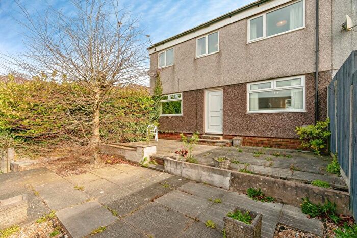 3 Bedroom Mews For Sale In Kingsbury Place, Burnley, Lancashire, BB10