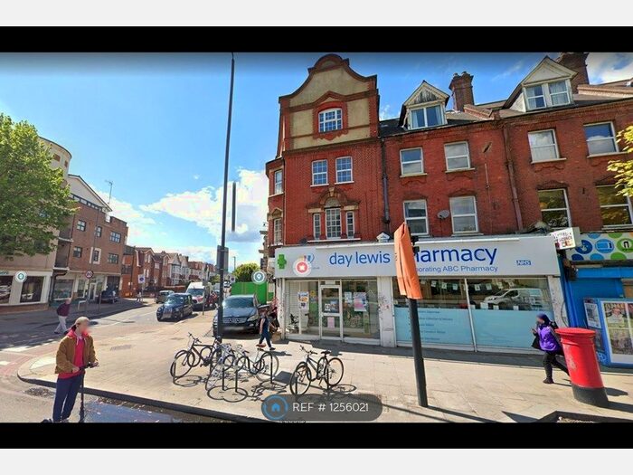4 Bedroom Flat To Rent In Balham High Road, London SW17
