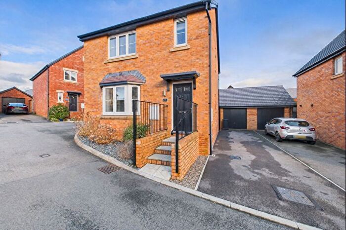 3 Bedroom Detached House For Sale In Bayliss Close, Lydney, Gloucestershire, GL15