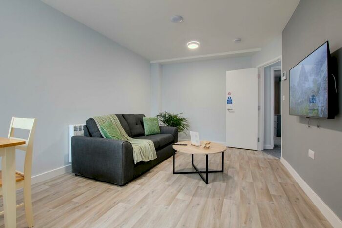 2 Bedroom Apartment To Rent In A Clarendon Park Road, Clarendon Park, LE2