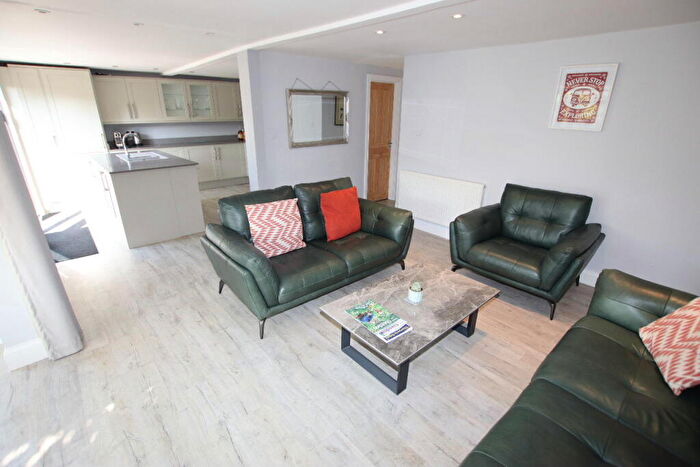 2 Bedroom Bungalow For Sale In New Town Road, Thorpe Le Soken, CO16