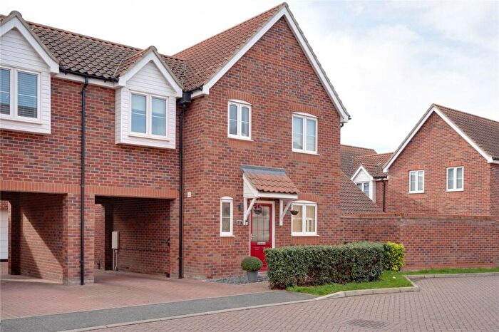 4 Bedroom Semi-Detached House For Sale In Victoria Close, West Row, Bury St. Edmunds, Suffolk, IP28