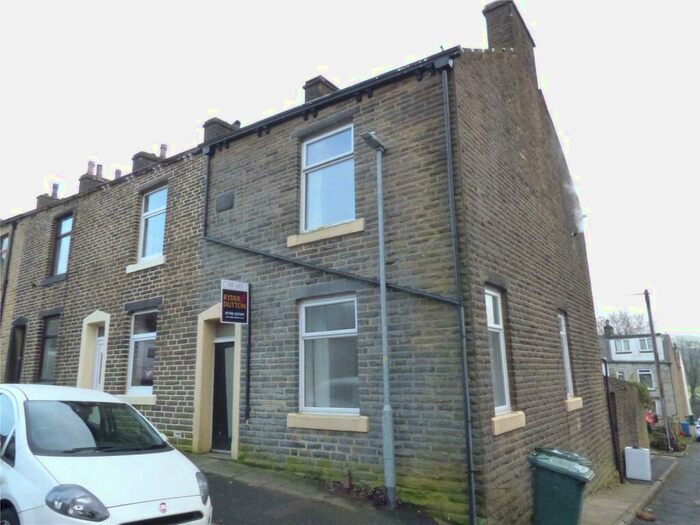2 Bedroom End Of Terrace House To Rent In Church Street, Crawshawbooth, Rossendale, Lancashire, BB4