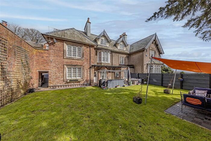 3 Bedroom Property For Sale In Light Oaks Estate, Oakamoor, Staffordshire, ST10