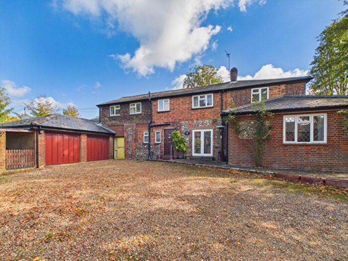 4 Bedroom Detached House For Sale In The Old Wharf, Wharf Road, Wendover, HP22