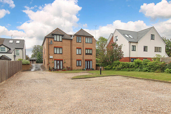 Apartment For Sale In Buckland Wharf, Buckland, HP22