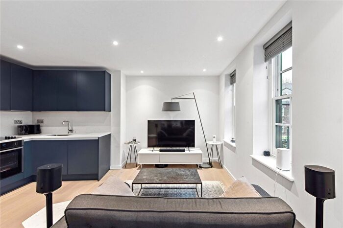 1 Bedroom Flat For Sale In Princelet Street, London, E1