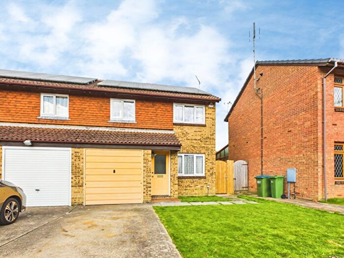 3 Bedroom Semi Detached House For Sale In Singleton Road, Broadbridge Heath, Horsham, West Sussex, RH12