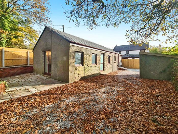 2 Bedroom Cottage To Rent In The Barn, Ty Coch Farm, Neath, SA10