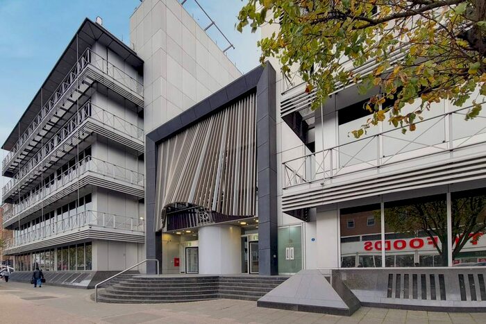 Studio To Rent In Staines Road, Hounslow TW3