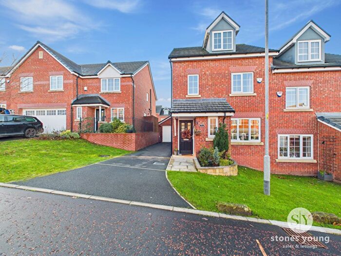 4 Bedroom Semi Detached House For Sale In Thistle Trail, Blackburn, BB2