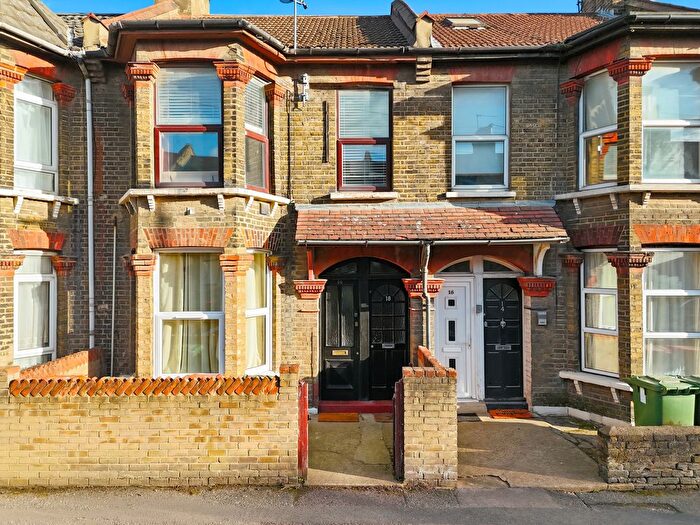 1 Bedroom Flat For Sale In Boxley Street, Royal Wharf, E16