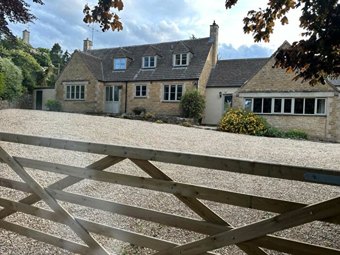 4 Bedroom Detached House To Rent In Duntisbourne Leer, Cirencester, GL7