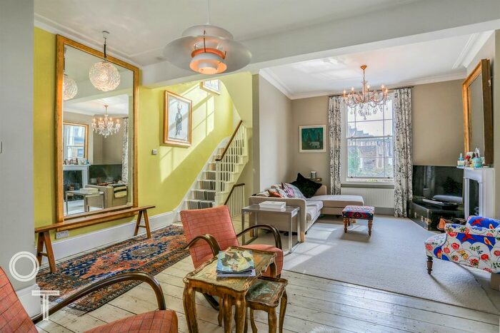 3 Bedroom Detached House To Rent In Inkerman Road, Kentish Town, NW5