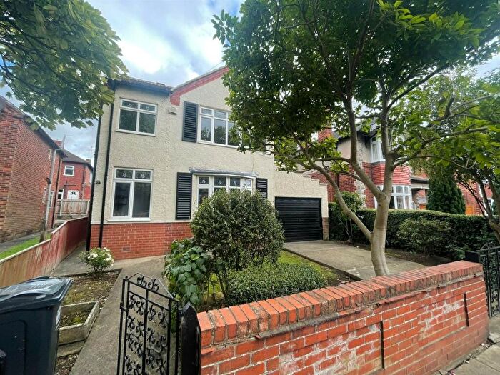 4 Bedroom Detached House For Sale In Salutation Road, Darlington, DL3