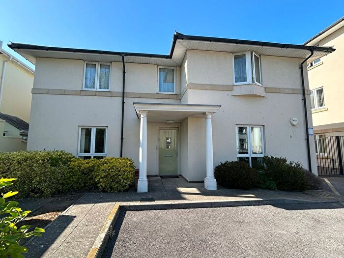 2 Bedroom Flat To Rent In Longfleet Road, Poole, BH15