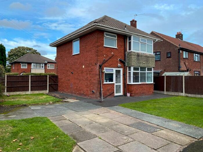 3 Bedroom Detached House To Rent In The Avenue, Penwortham, Preston, PR1