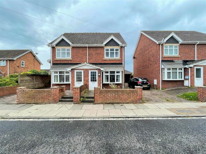 3 Bedroom Semi-Detached House To Rent In Owton Manor Lane, Hartlepool, TS25