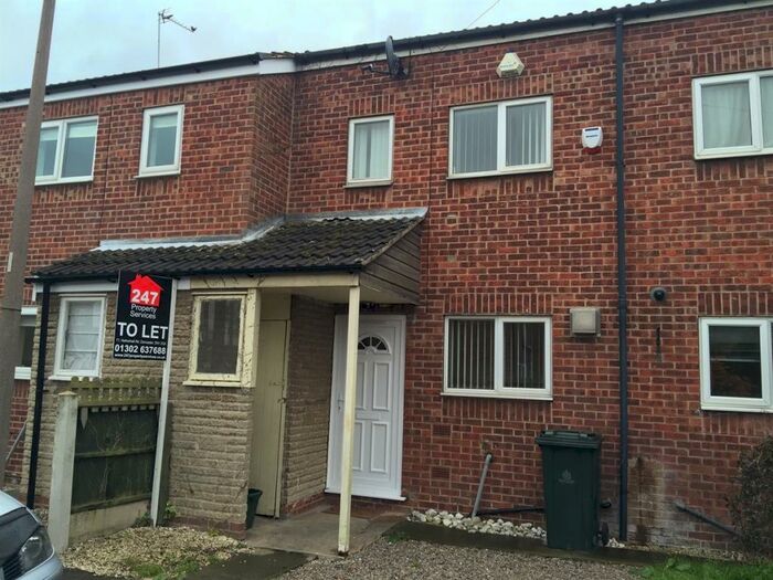 2 Bedroom Terraced House To Rent In Windermere Crescent, Kirk Sandall, Doncaster, DN3