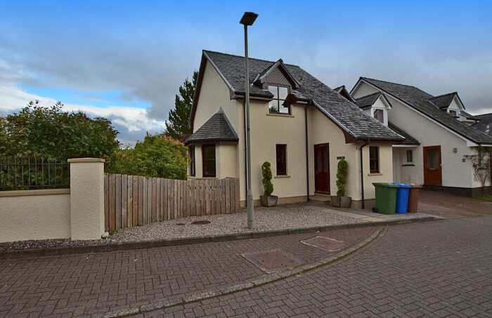 3 Bedroom Semi-Detached House For Sale In Ravensdale Court, Fort William, Inverness-Shire, PH33