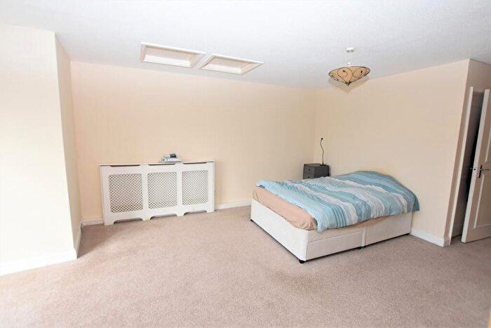 2 Bedroom Duplex To Rent In College Avenue, Plymouth, PL4
